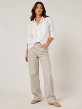 Load image into Gallery viewer, Teagan Twist Hem Shirt White