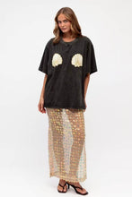 Load image into Gallery viewer, Paper Heart Shell Tee Vintage Black