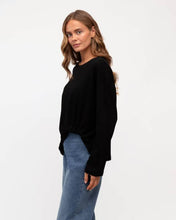 Load image into Gallery viewer, Easy Tuck Long Sleeve Tee Black Label Of Love