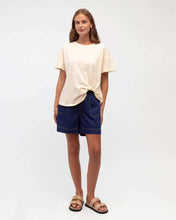 Load image into Gallery viewer, Easy Tuck Tee Cream Label Of Love