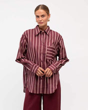 Load image into Gallery viewer, Leona Cotton Shirt Merlot