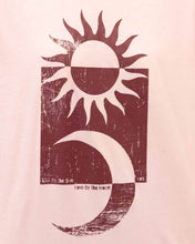 Load image into Gallery viewer, Follow The Sun Tee | Paper Heart