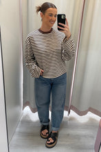 Load image into Gallery viewer, Zac Cotton Long Sleeve Top Chocolate
