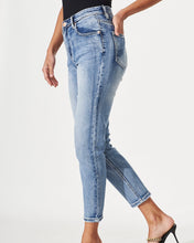 Load image into Gallery viewer, Everlane Slim Leg Jeans