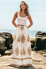 Load image into Gallery viewer, Leyton Pants Camel Abstract