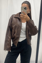 Load image into Gallery viewer, Zoe Faux Leather Vintage Brown
