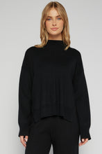 Load image into Gallery viewer, Front Seam Detail Knit Jumper Black