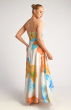 Load image into Gallery viewer, Benita Maxi Dress Botanical