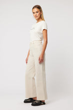 Load image into Gallery viewer, Abrand 94 High & Wide Jeans Bone