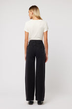 Load image into Gallery viewer, Abrand 94 High & Wide Sophie Washed Black