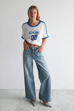 Load image into Gallery viewer, Abrand 95 Mid & Wide Stevie