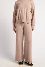 Load image into Gallery viewer, Front Seam Detail Knit Pants Mushroom