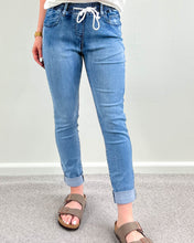 Load image into Gallery viewer, Wakee Raggy Jogger