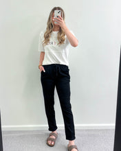 Load image into Gallery viewer, Wakee Nilsa Cotton Jogger Black