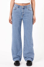 Load image into Gallery viewer, Abrand 95 Mid Baggy Petite Jean Gigi