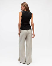 Load image into Gallery viewer, Miah Rib Tank With Brooch Black | White Closet
