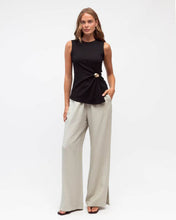 Load image into Gallery viewer, Miah Rib Tank With Brooch Black | White Closet
