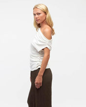Load image into Gallery viewer, Davi Top White | White Closet
