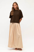 Load image into Gallery viewer, Cedar Knit Tee Choc | Ebby and I
