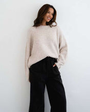 Load image into Gallery viewer, Lena Knit Jumper Oatmeal

