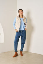Load image into Gallery viewer, James Fleece Vest Beige
