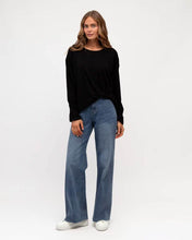 Load image into Gallery viewer, Easy Tuck Long Sleeve Tee Black Label Of Love
