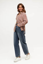 Load image into Gallery viewer, Zoah Shirt Burgundy Stripe
