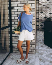 Load image into Gallery viewer, Effy Contrast Tee Blue Pink Paper Heart
