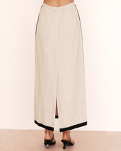 Load image into Gallery viewer, Noria Linen Midi Skirt
