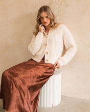 Load image into Gallery viewer, Ruby Noir Cardigan Pearl | Ebby and I
