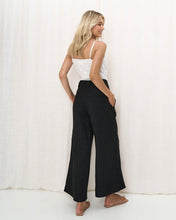 Load image into Gallery viewer, Chartres Linen Pants Black
