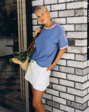 Load image into Gallery viewer, Effy Contrast Tee Blue Pink Paper Heart
