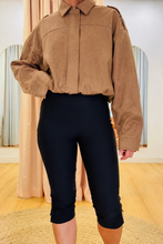 Load image into Gallery viewer, Piper Capri Pants Black
