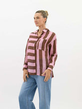 Load image into Gallery viewer, Worthier Faye Linen Shirt Chocolate Pink
