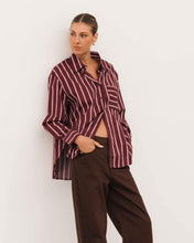 Load image into Gallery viewer, Leona Cotton Shirt Merlot
