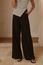 Load image into Gallery viewer, Cascadia Tailored Pants Black
