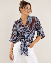 Load image into Gallery viewer, Shila Shirt Blue Chocolate
