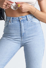 Load image into Gallery viewer, Abrand High Slim Gina RIP Jeans
