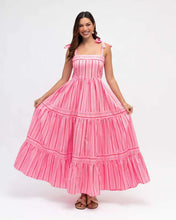 Load image into Gallery viewer, Leya Maxi Dress Pink
