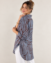 Load image into Gallery viewer, Shila Shirt Blue Chocolate
