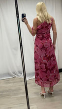 Load image into Gallery viewer, Lydia Maxi Dress Pink Wine
