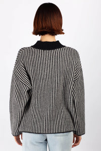 Janni Knit Black White Stripe