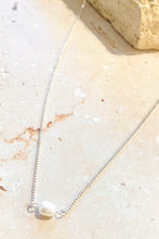 Load image into Gallery viewer, Lustre &amp; Sage Pearl 18K Sterling Silver Necklace
