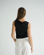 Load image into Gallery viewer, Joa Jersey Top Black
