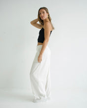 Load image into Gallery viewer, Joa Jersey Top Black
