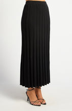Load image into Gallery viewer, Rib Textured Knit Midi Skirt
