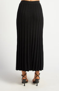Rib Textured Knit Midi Skirt