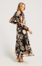 Load image into Gallery viewer, Yuzu Floral Midi Dress
