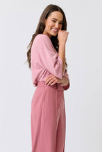 Load image into Gallery viewer, Solana Tee Dusty Pink Carter &amp; Willow
