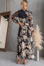 Load image into Gallery viewer, Yuzu Floral Midi Dress
